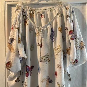 L❤️ved Butterfly 🦋 top, very cute and cool❣️